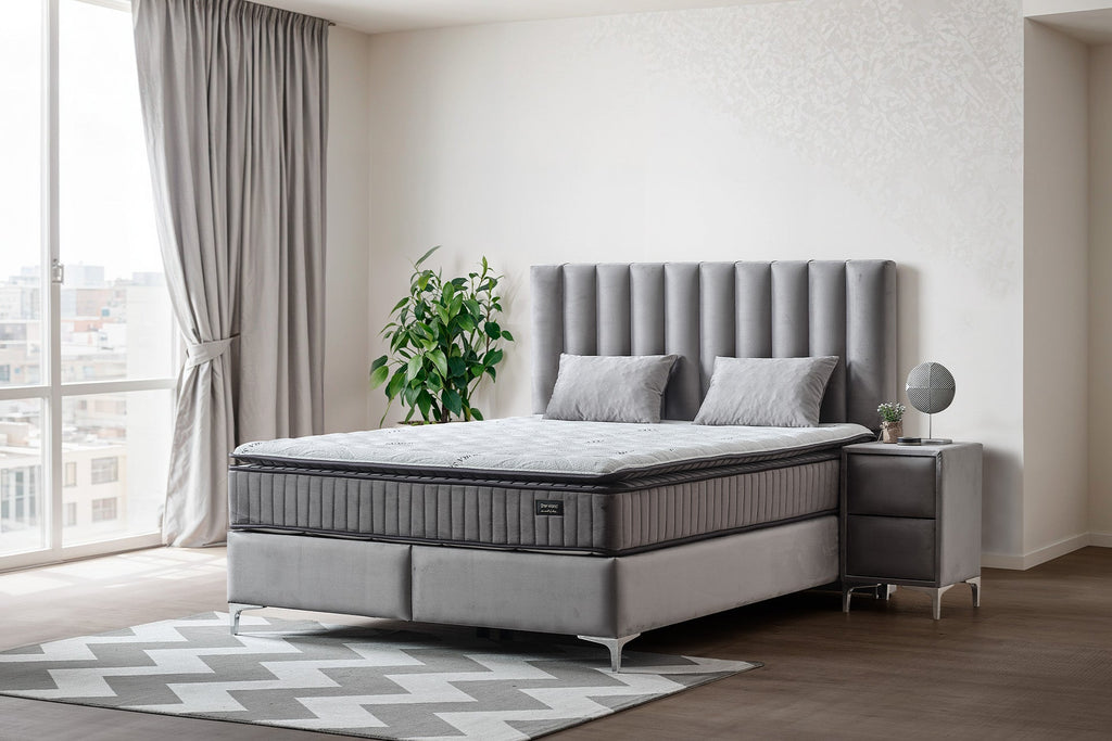 Parma – Maison Noir by Kara